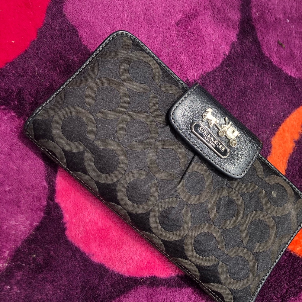 Authentic Coach Wallet